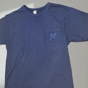 Mugsy Navy Graphic Tee – Size L